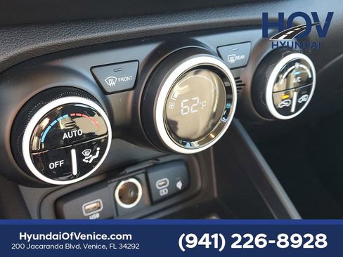 Certified 2023 Hyundai Venue Limited image 36