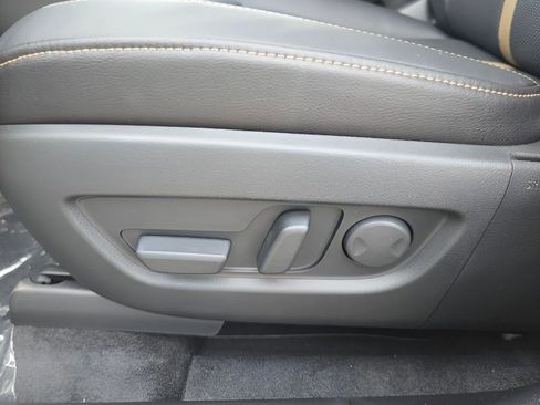 New 2025 MAZDA CX-70 Plug-In Hybrid w/ Premium Plus image 13