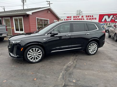 Used 2020 Cadillac XT6 Premium Luxury image 22