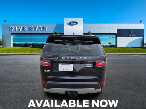 Used 2018 Land Rover Discovery HSE AWD/4WD image 6