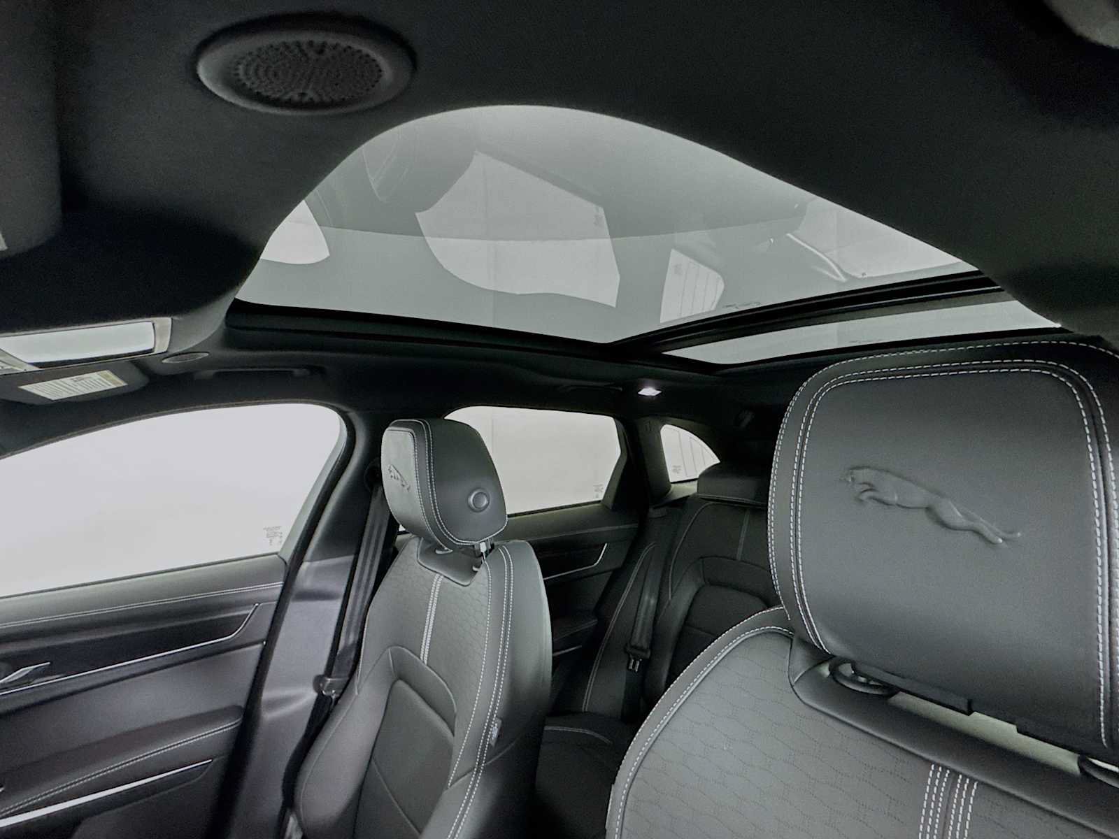 New 2026 Jaguar F-PACE R-Dynamic S AWD/4WD image 13