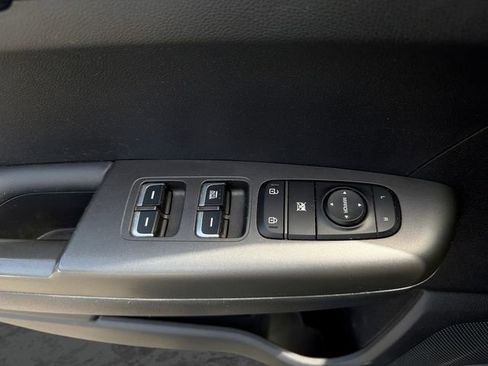 Used 2022 Kia Sportage LX AWD/4WD image 21