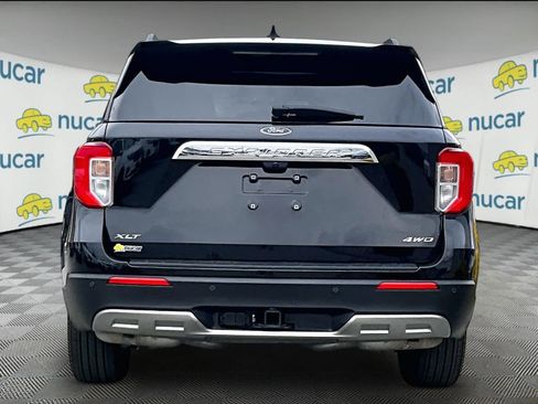 Used 2023 Ford Explorer XLT w/ Equipment Group 202A image 5