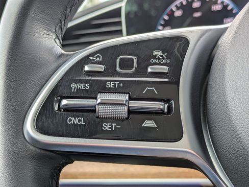 Used 2023 Mercedes-Benz GLE 350 image 24