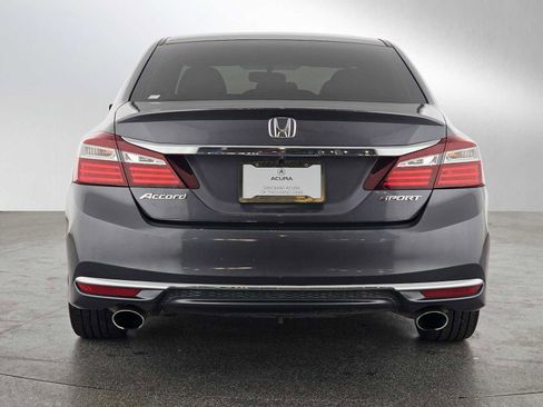 Used 2017 Honda Accord Sport image 4