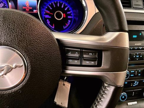 Used 2014 Ford Mustang Premium RWD image 18