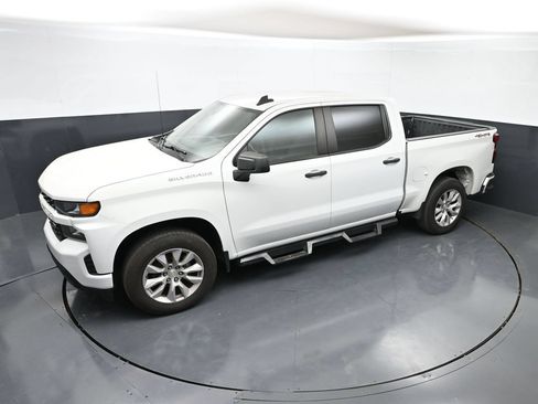 Used 2022 Chevrolet Silverado 1500 Custom AWD/4WD image 37