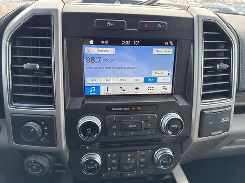 Used 2018 Ford F150 Lariat w/ Equipment Group 502A Luxury image 16