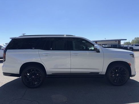 Used 2023 Cadillac Escalade Sport w/ LPO, ONYX Package AWD/4WD image 6