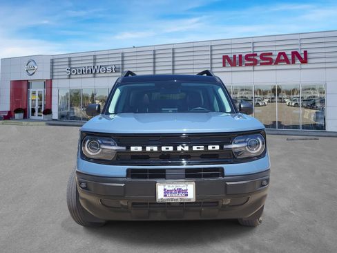 Used 2024 Ford Bronco Sport Outer Banks w/ Tech Package AWD/4WD image 2
