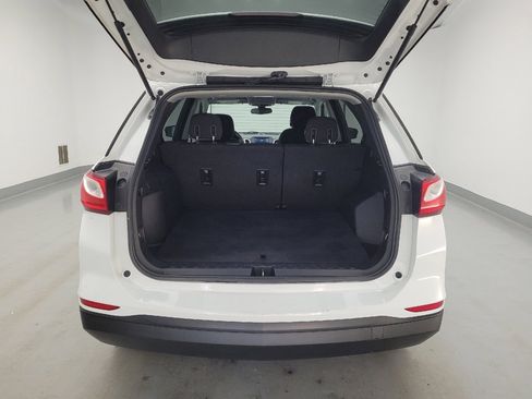 Used 2019 Chevrolet Equinox LS w/ LS Convenience Package FWD image 29