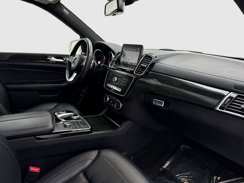 Used 2019 Mercedes-Benz GLS 450 4MATIC w/ Premium 1 Package image 45