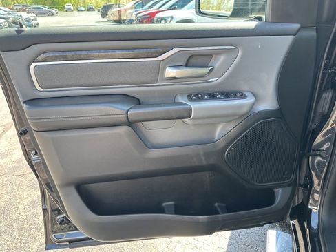 Used 2020 RAM 1500 Big Horn AWD/4WD image 12