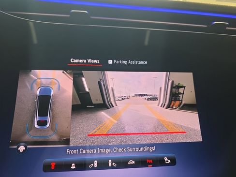 Used 2022 Mercedes-Benz EQS AMG 4MATIC w/ Exclusive Trim Package image 42