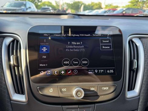Used 2023 Chevrolet Malibu LT FWD image 29