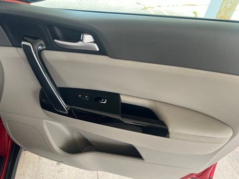Used 2019 Kia Sportage EX AWD/4WD image 21