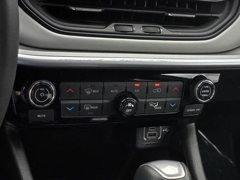 Used 2025 Jeep Compass Limited AWD/4WD image 23