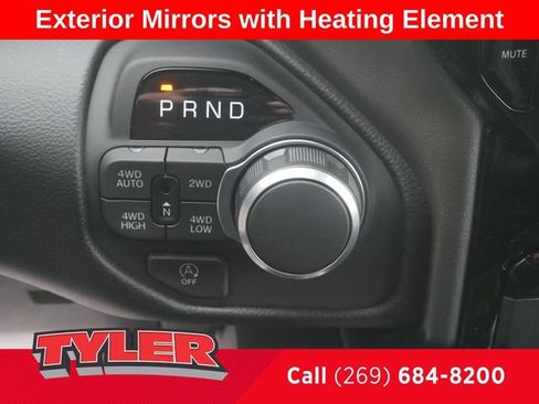 New 2026 RAM 1500 4x4 Crew Cab image 31