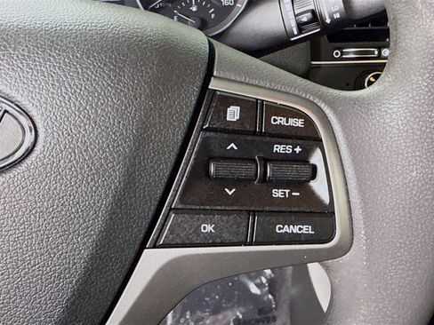 Used 2018 Hyundai Elantra SEL image 15