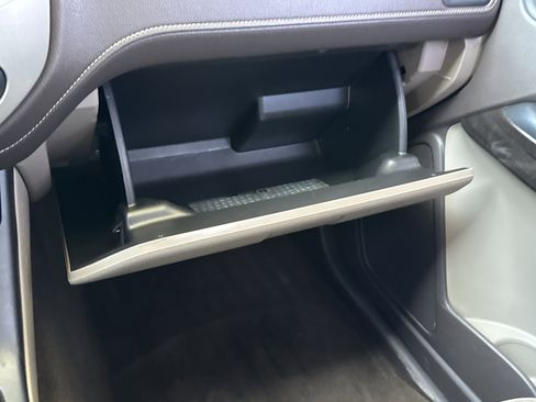 Used 2018 GMC Canyon SLT w/ Driver Alert Package image 25