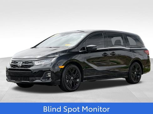 Used 2025 Honda Odyssey Sport-L image 3