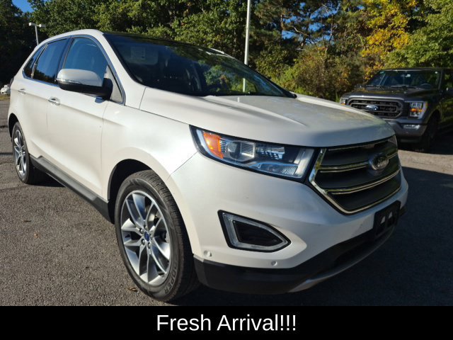 Used 2015 Ford Edge Titanium w/ Equipment Group 302A AWD/4WD image 2