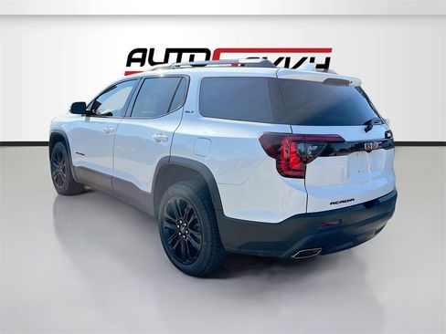 Used 2023 GMC Acadia SLT w/ Elevation Edition image 5