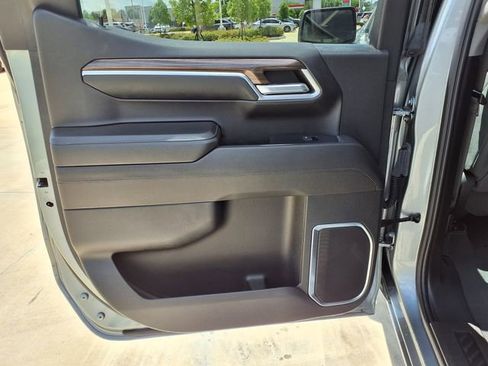 Used 2023 Chevrolet Silverado 1500 RST w/ Convenience Package II RWD image 15