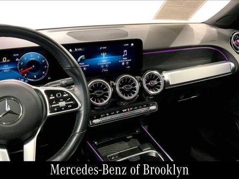 Certified 2023 Mercedes-Benz GLB 250 4MATIC image 9