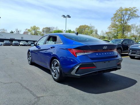 Used 2024 Hyundai Elantra SEL w/ Convenience Package FWD image 7