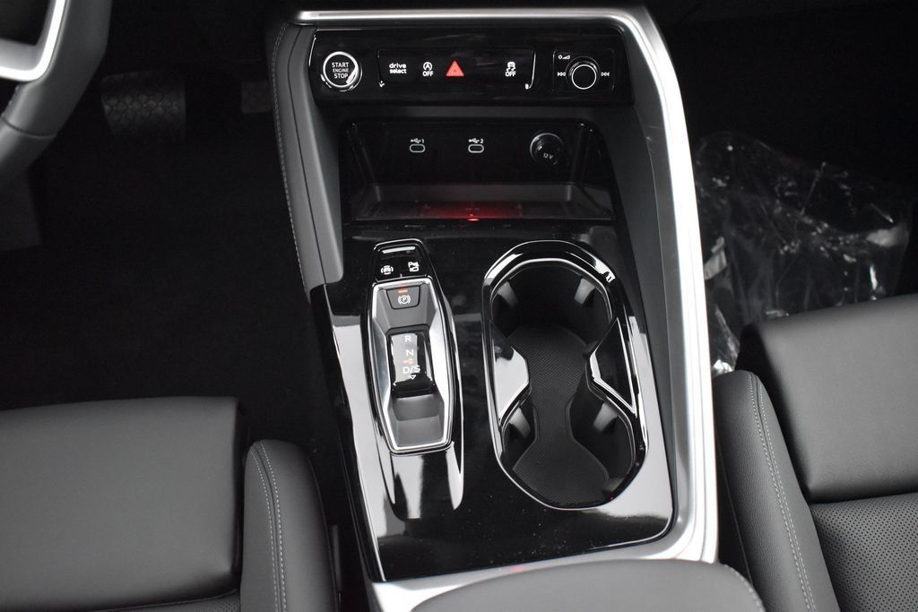New 2026 Audi Q5 Premium Plus AWD/4WD image 13