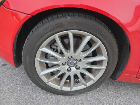 Used 2008 Volvo C70 T5 image 8