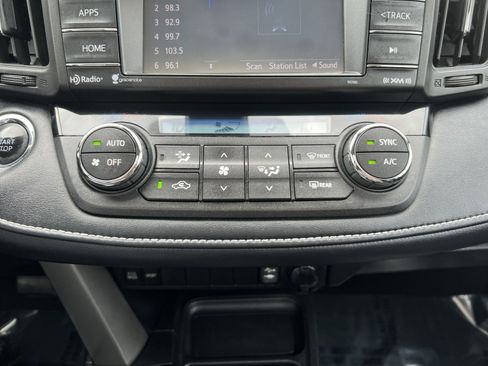 Used 2017 Toyota RAV4 XLE w/ Plus Extra Value Package AWD/4WD image 19