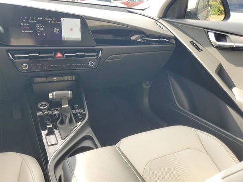 New 2026 Kia Niro EX image 12