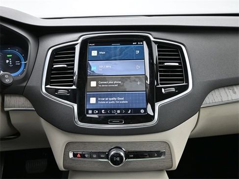 Used 2024 Volvo XC90 T8 Plus w/ Protection Package Premier image 12