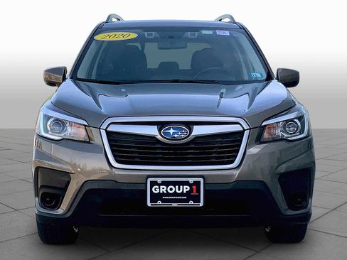 Used 2020 Subaru Forester Premium AWD/4WD image 4