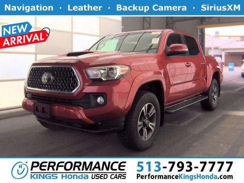 Used 2019 Toyota Tacoma TRD Sport AWD/4WD image 1