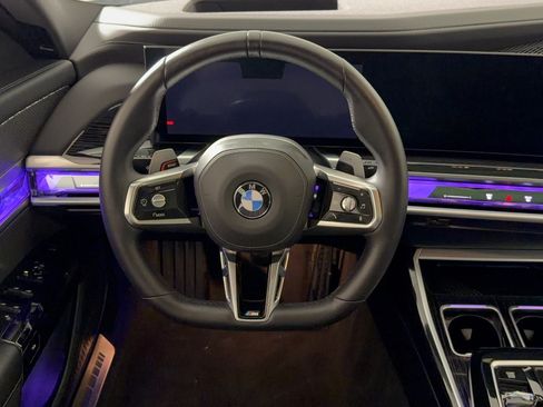 Used 2026 BMW 740i RWD image 10