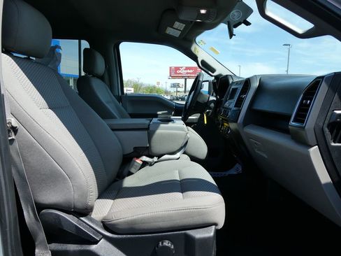 Used 2018 Ford F150 XLT w/ Trailer Tow Package image 13