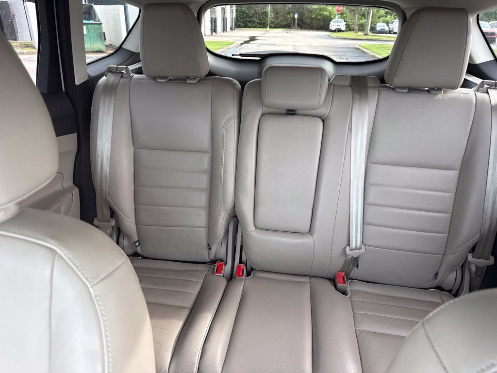 Used 2013 Ford Escape SEL FWD image 14