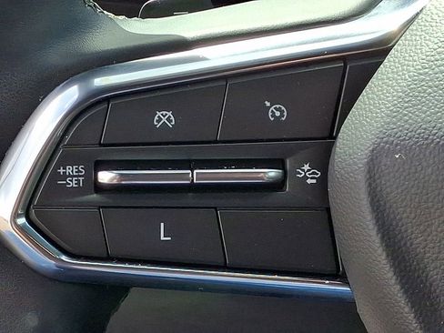 Used 2025 Chevrolet Equinox LT AWD/4WD image 21