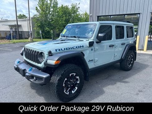 Used 2024 Jeep Wrangler Unlimited Rubicon 4xe w/ Convenience Group AWD/4WD image 9