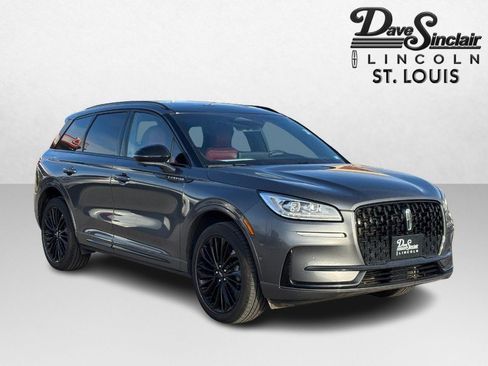 Used 2023 Lincoln Corsair Reserve w/ Equipment Group 202A AWD/4WD image 3