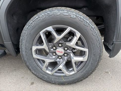 New 2026 GMC Sierra 1500 SLT AWD/4WD image 25