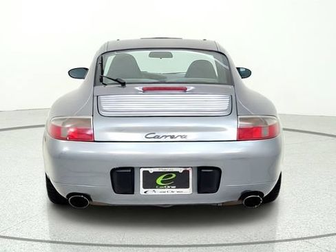 Used 2001 Porsche 911 Carrera RWD image 8