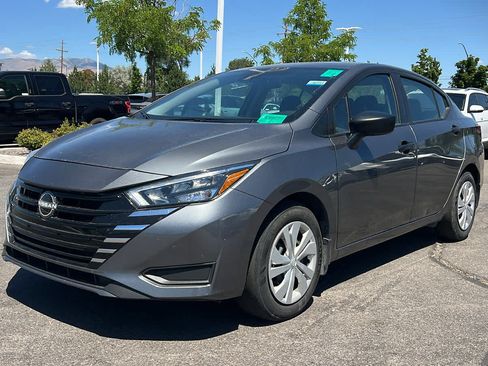 Used 2025 Nissan Versa S w/ Trunk Package FWD image 1