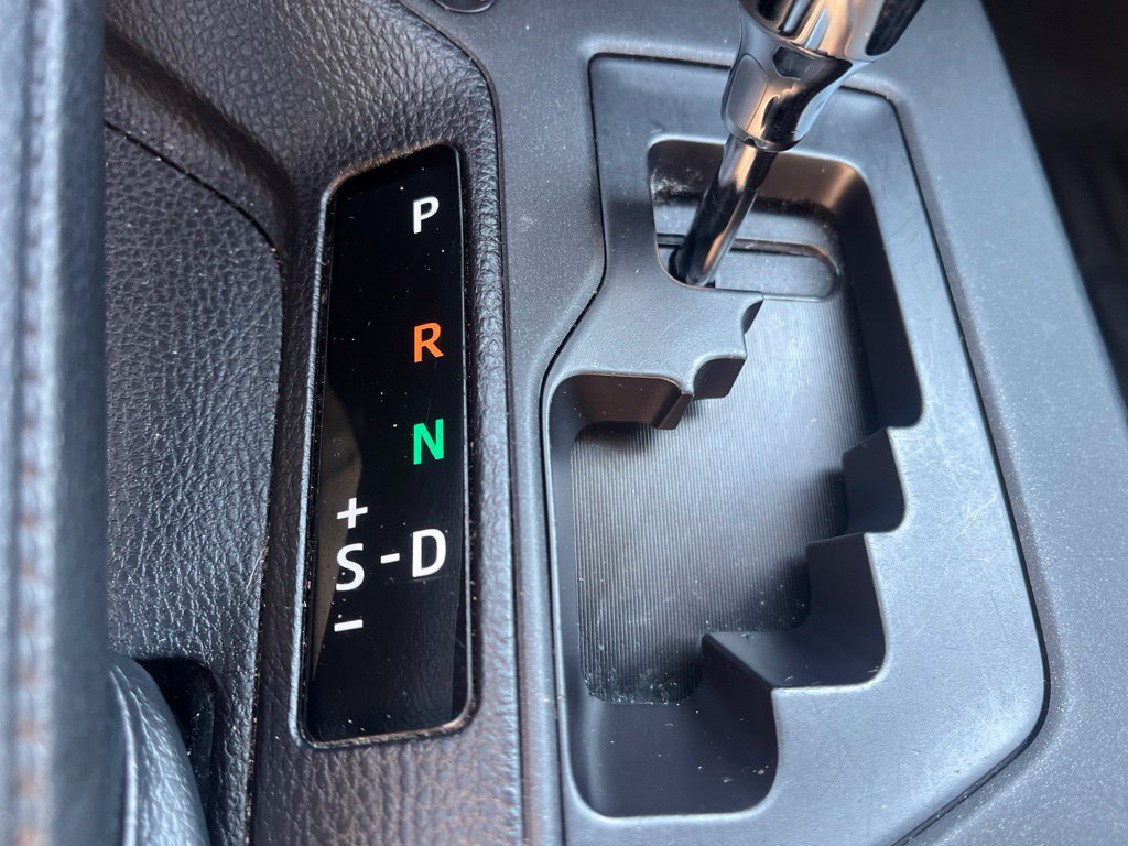 Used 2017 Toyota RAV4 LE w/ All Weather Liner Package AWD/4WD image 20