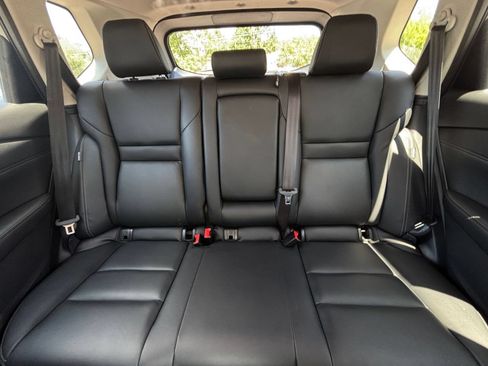 Used 2026 Nissan Rogue SL FWD image 41