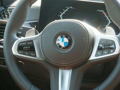 New 2027 BMW X7 xDrive40i w/ M Sport Package AWD/4WD image 18