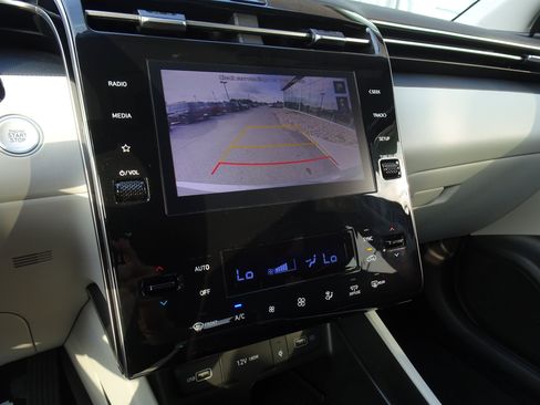 Used 2024 Hyundai Tucson SEL FWD image 19